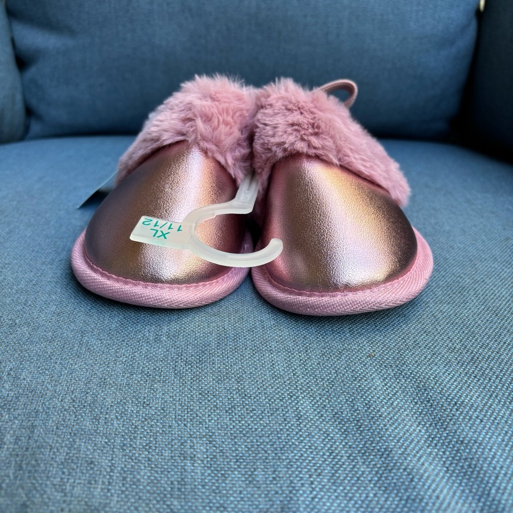 Cat & Jack Pink Metallic Fluffy Toddler Slippers